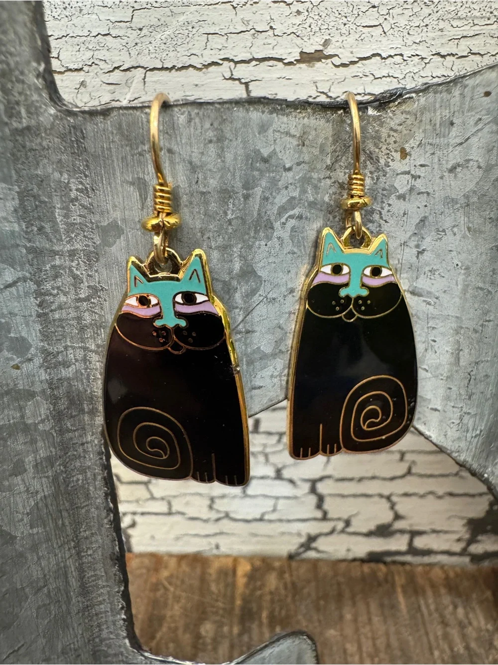 Vintage Laurel Burch Olivia Black Cat Mint Pink Enamel Dangle Earrings - Picture 2 of 3